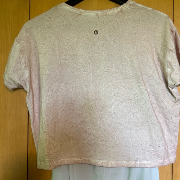 Lululemon outfit. - Picture 2 of 4